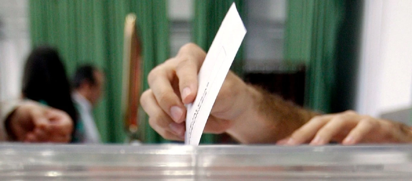 Δημοσκόπηση Marc: Μια δημοσκόπηση «εφ'ολης της ύλης» που σηκώνει πολύ κουβέντα